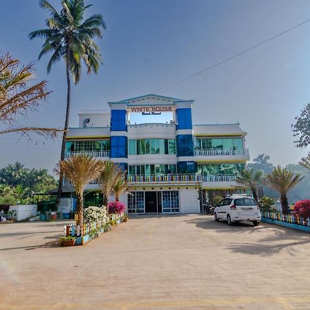 White House Beach Resort, Nagaon Luaran gambar