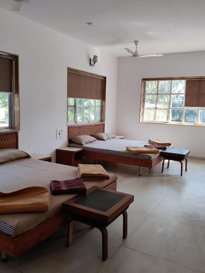 White House Beach Resort, Nagaon Luaran gambar