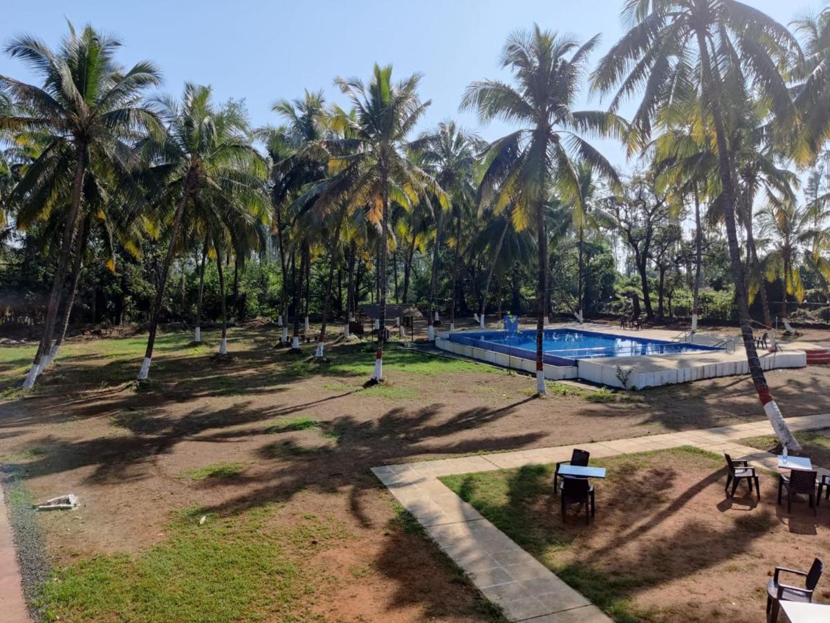White House Beach Resort, Nagaon Luaran gambar