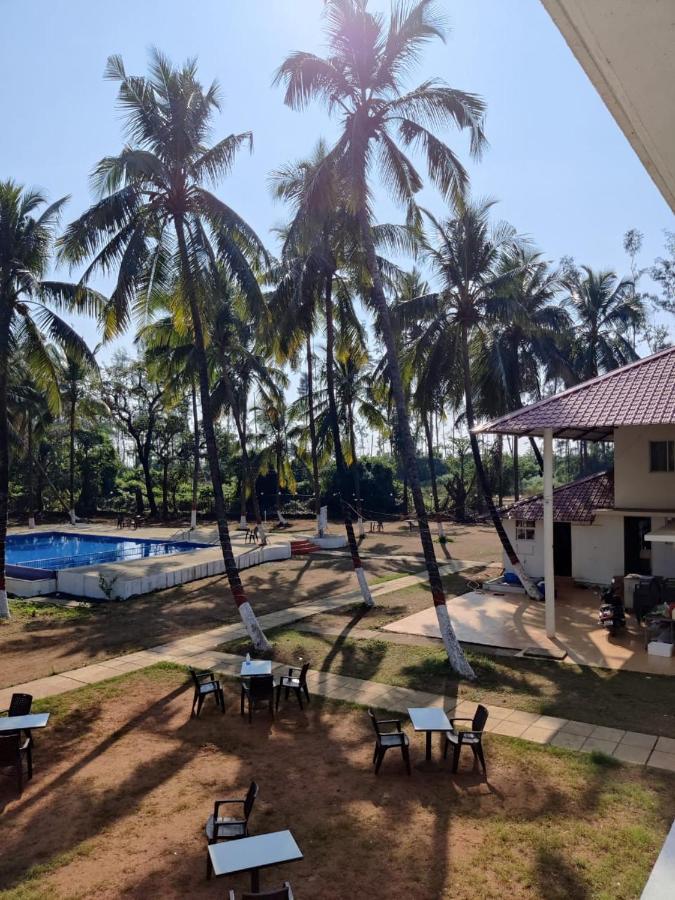 White House Beach Resort, Nagaon Luaran gambar
