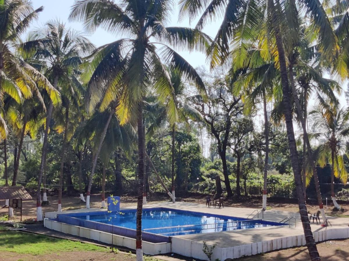 White House Beach Resort, Nagaon Luaran gambar