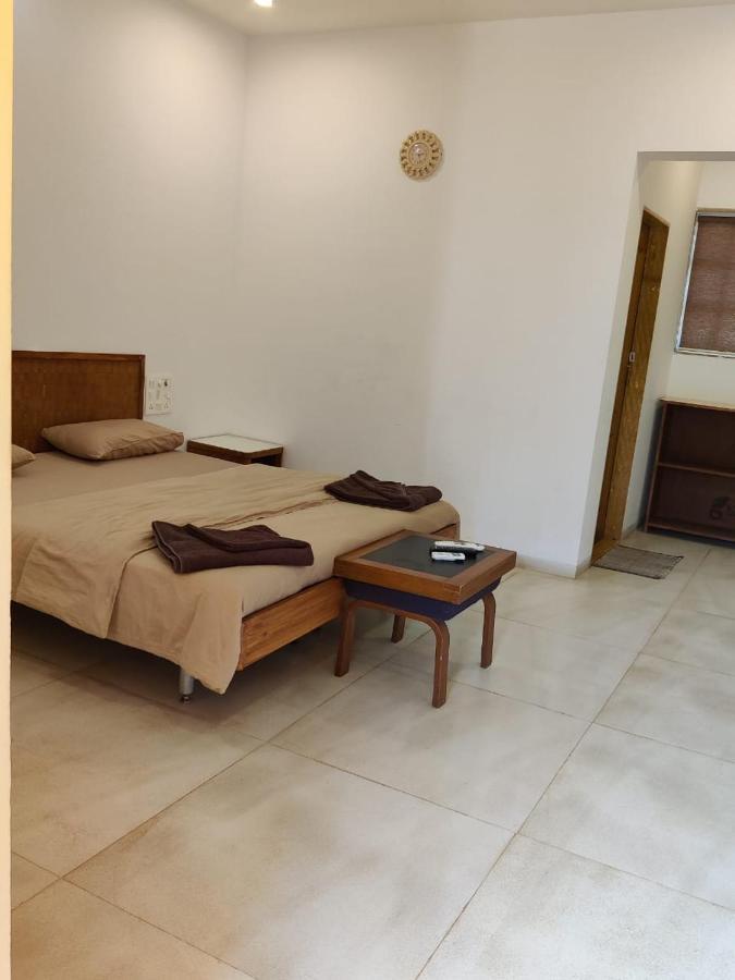 White House Beach Resort, Nagaon Luaran gambar