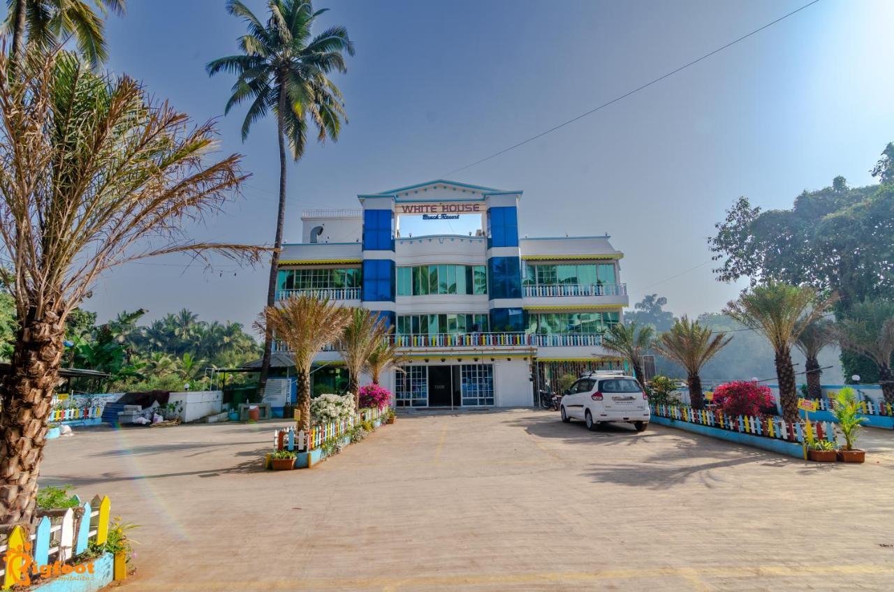 White House Beach Resort, Nagaon Luaran gambar