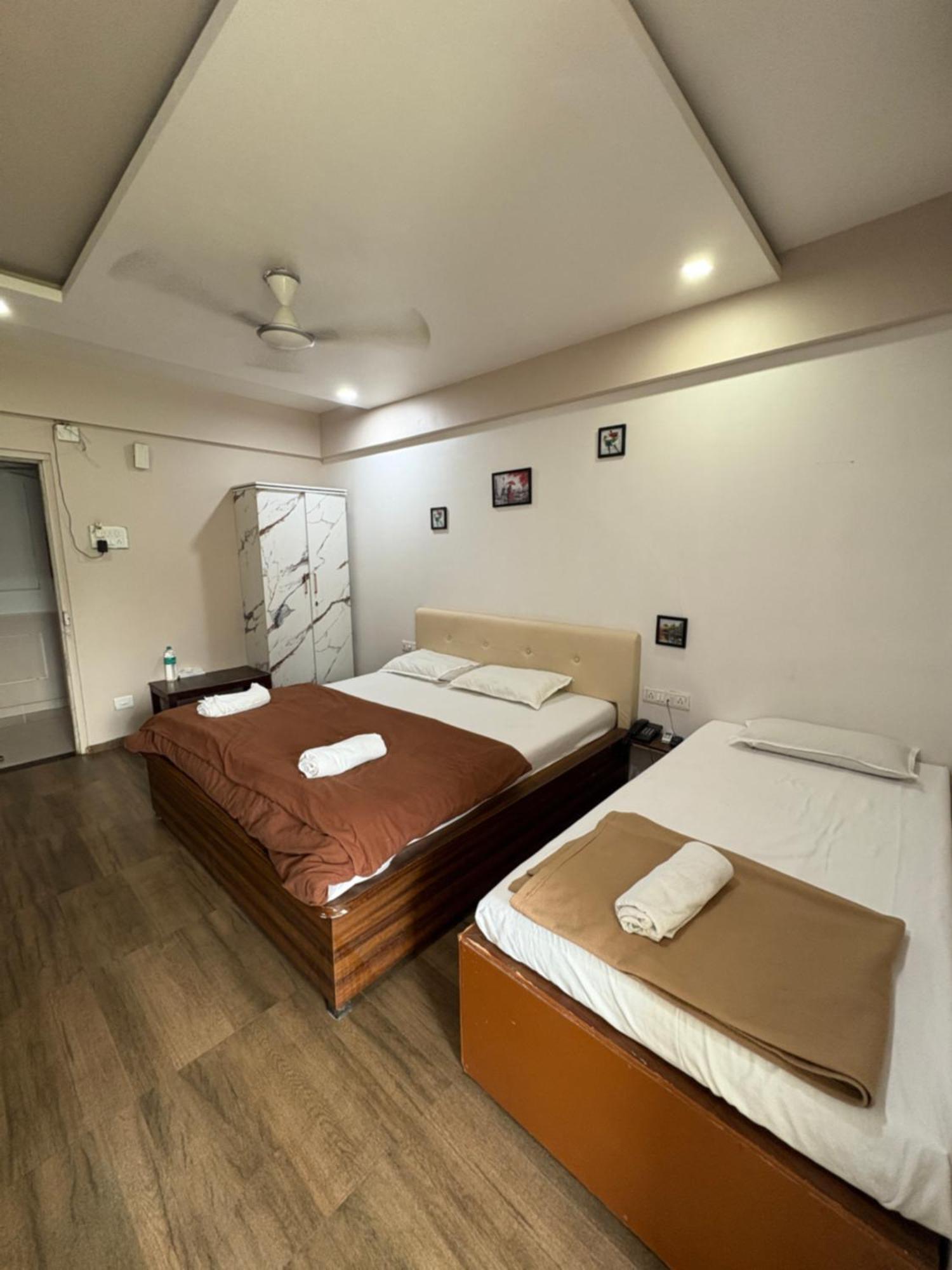 White House Beach Resort, Nagaon Luaran gambar